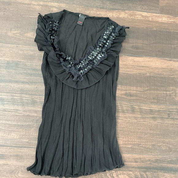 pepper Tops - Pepper Top Black Ruffle V-Neck Sequin Embellished Sleeveless Slim Fit Small